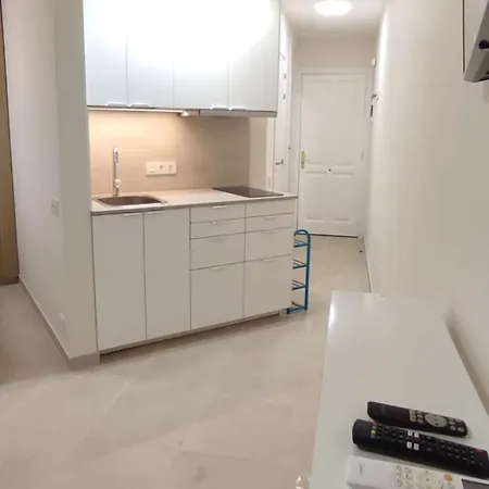 Beachfront Americas - Trg Apartment *